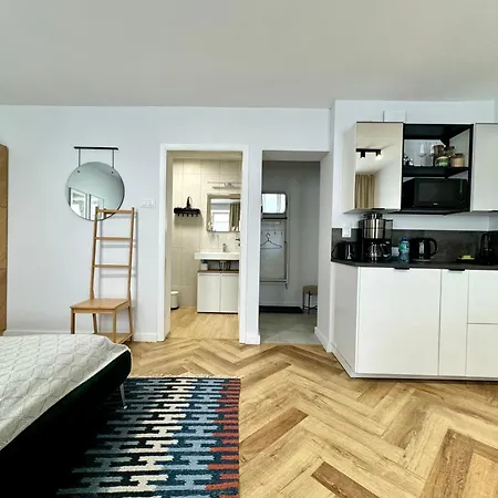 Апартаменты Tandem In Old Town - 24h Self Check-in *